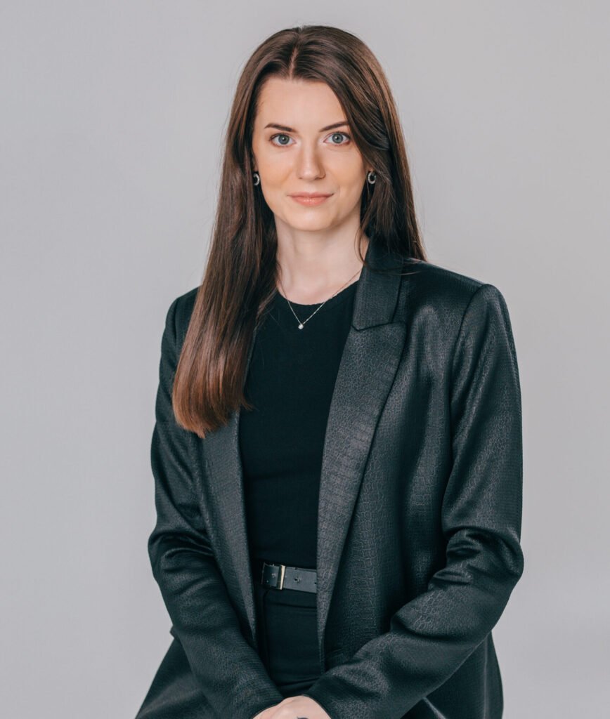 Marika Račiņa, A&Z grāmatvede